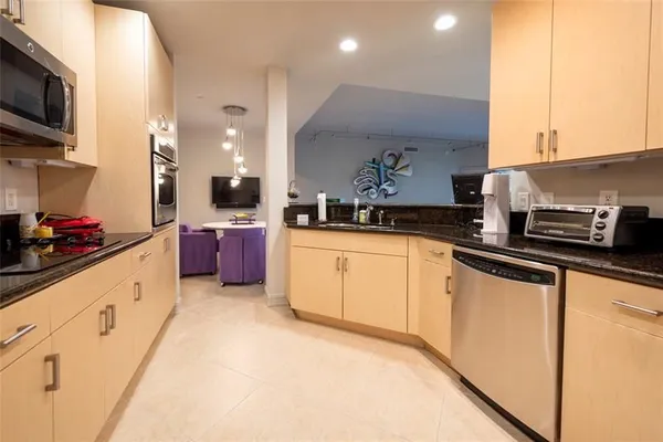 Property Slideshow image 2 of 32 | 16102 emerald estates dr 207, Weston, FL, 33331