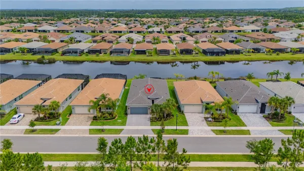 Property Slideshow image 2 of 50 | 4844 avila lakes dr, Wimauma, FL, 33598
