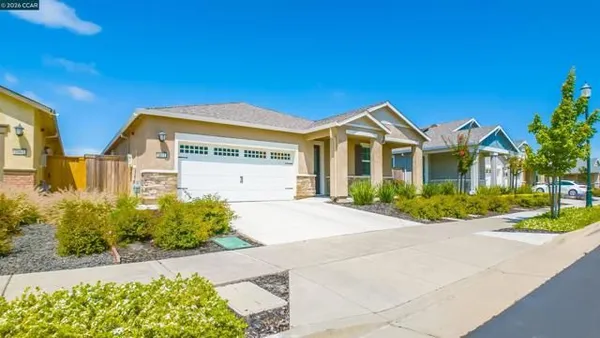 Property Slideshow image 3 of 34 | 2071 reunion ln, Rio Vista, CA, 94571