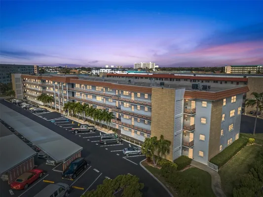 Property Slideshow image 2 of 43 | 3128 59th st 303, Gulfport, FL, 33707