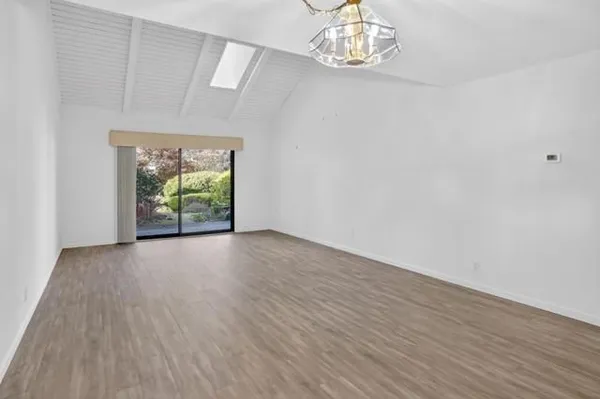 Property Slideshow image 3 of 60 | 6041 montgomery bnd, San Jose, CA, 95135