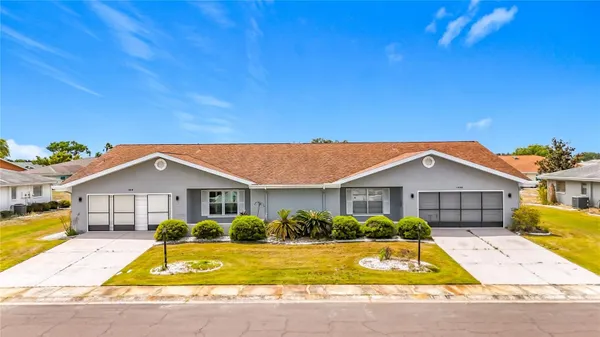 Property Slideshow image 2 of 37 | 1618 bentwood dr, Sun City Center, FL, 33573