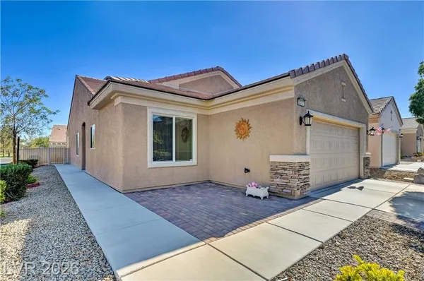 Property Slideshow image 2 of 28 | 2717 willow wren dr, North Las Vegas, NV, 89084