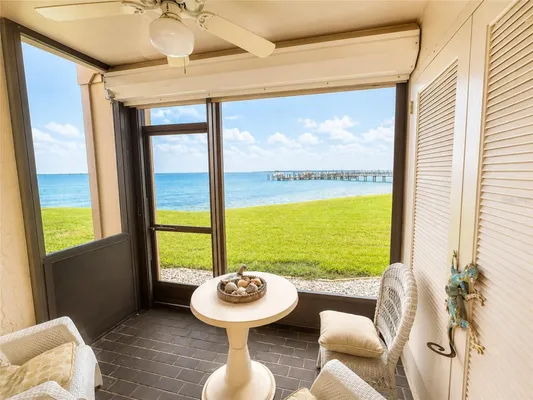 Property Slideshow image 2 of 33 | 6051 sun blvd 111, St Petersburg, FL, 33701