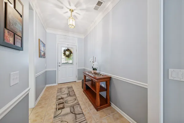 Property Slideshow image 2 of 27 | 2541 harvest vly, Elgin, IL, 60124