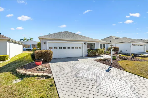 Property Slideshow image 3 of 32 | 17443 se 74th raes hall ave, The Villages, FL, 32162
