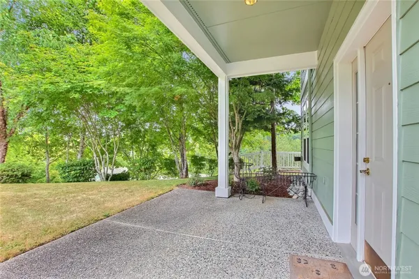 Property Slideshow image 3 of 34 | 4516 226th ter 1659, Issaquah, WA, 98029