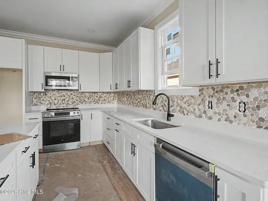 Property Slideshow image 3 of 33 | 216 ravennaside dr, Calabash, NC, 28467