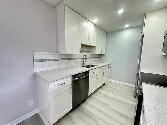 Property Slideshow image 2 of 66 | 2048 newport n # 2048, Deerfield Beach, FL, 33442