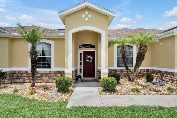 Property Slideshow image 3 of 69 | 4946 ne 124th rd, Oxford, FL, 34484
