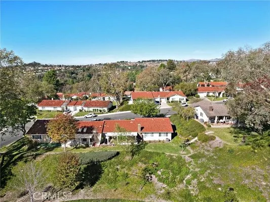 Property Slideshow image 2 of 42 | 27952 calle casal, Mission Viejo, CA, 92692