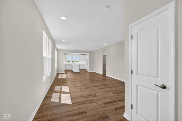 Property Slideshow image 2 of 39 | 12999 seven springs ln, Noblesville, IN, 46060