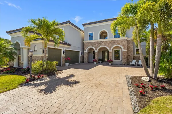 Property Slideshow image 2 of 100 | 5301 greenbrook dr, Sarasota, FL, 34238