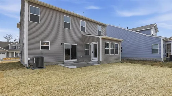 Property Slideshow image 2 of 26 | 4409 abercorn dr, Suffolk, VA, 23435