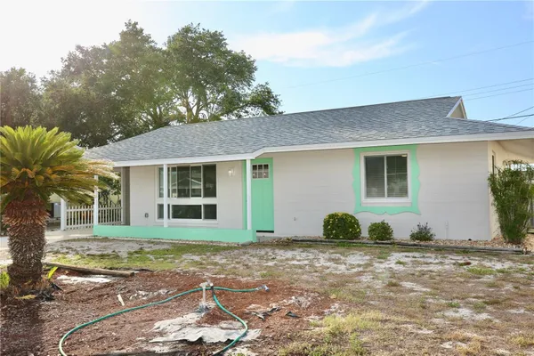 Property Slideshow image 3 of 33 | 827 la jolla ave, Sun City Center, FL, 33573