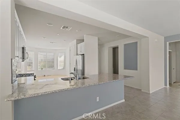 Property Slideshow image 3 of 27 | 19156 doral st, Apple Valley, CA, 92308