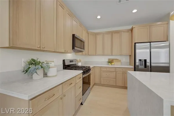 Property Slideshow image 2 of 41 | 2515 jada dr, Henderson, NV, 89044