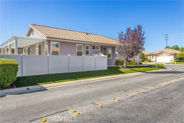 Property Slideshow image 3 of 35 | 5776 orange tree ave, Banning, CA, 92220