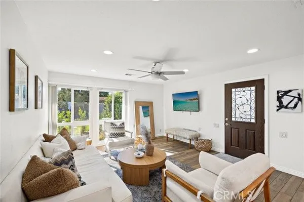 Property Slideshow image 3 of 21 | 2119 via puerta unit u, Laguna Woods, CA, 92637