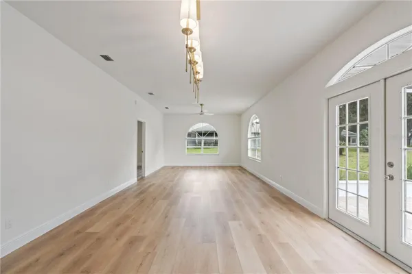Property Slideshow image 2 of 27 | 5619 prince andrew ct, Leesburg, FL, 34748