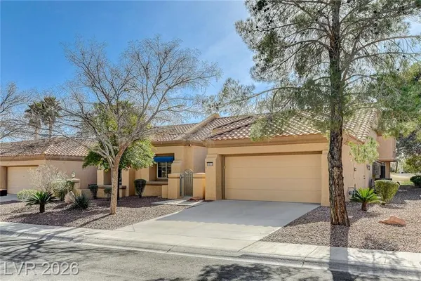 Property Slideshow image 3 of 68 | 8805 litchfield ave, Las Vegas, NV, 89134