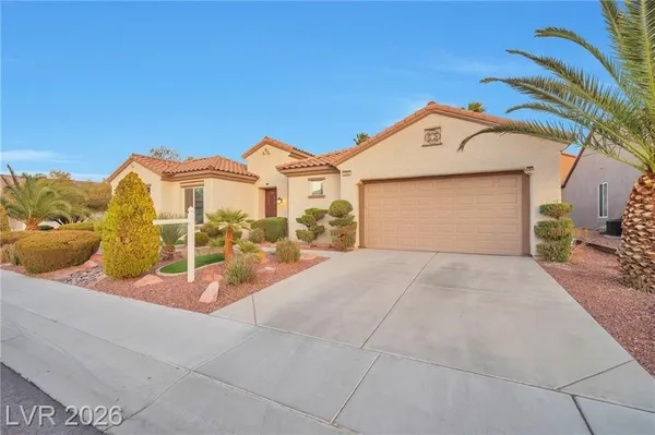 Property Slideshow image 2 of 39 | 2585 portsmouth creek ave, Henderson, NV, 89052