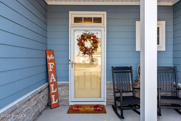 Property Slideshow image 3 of 50 | 5229 national garden trl, Winnabow, NC, 28479