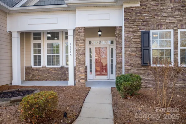 Property Slideshow image 3 of 48 | 8928 carneros creek rd, Charlotte, NC, 28214
