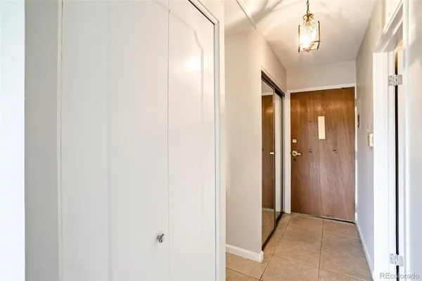 Property Slideshow image 3 of 44 | 690 s alton way 6a, Denver, CO, 80247