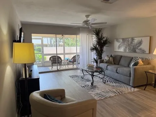 Property Slideshow image 3 of 29 | 7012 w country club dr 137, Sarasota, FL, 34243