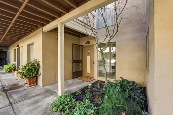 Property Slideshow image 2 of 43 | 453 alberto way d160, Los Gatos, CA, 95032