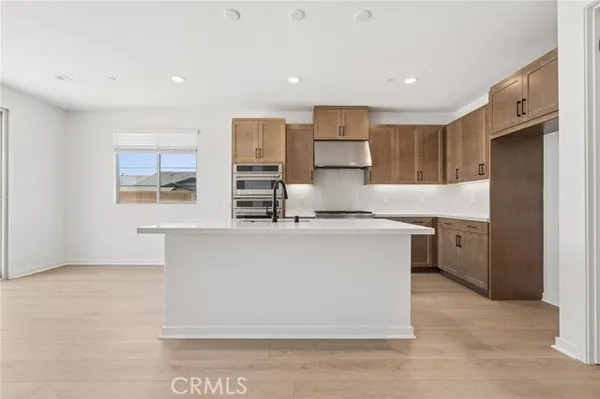 Property Slideshow image 3 of 28 | 28820 ridgerock ct, Canyon Country, CA, 91350