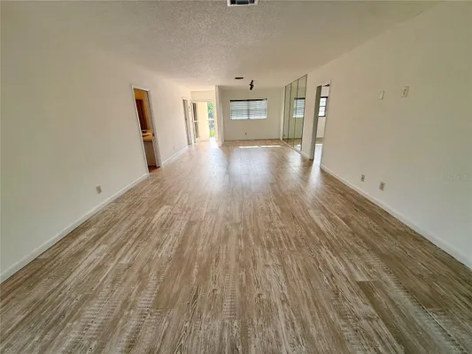 Property Slideshow image 3 of 16 | 7880 palm aire ln 203, Sarasota, FL, 34243