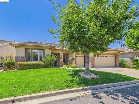 Property Slideshow image 3 of 48 | 1035 bismarck ter, Brentwood (Cc), CA, 94513