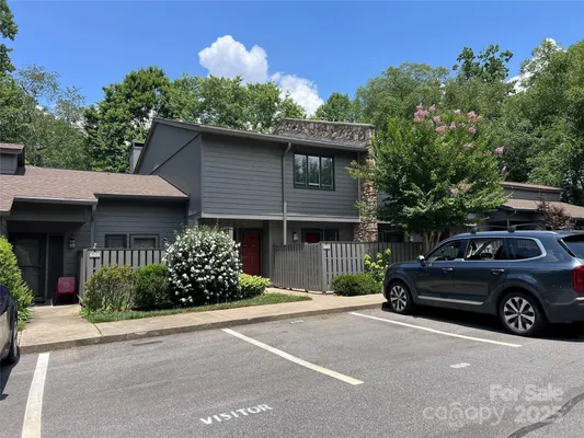 Property Slideshow image 2 of 35 | 609 crowfields ln, Asheville, NC, 28803