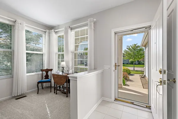 Property Slideshow image 3 of 38 | 13000 coventry ln, Huntley, IL, 60142