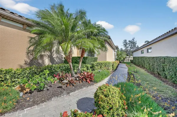 Property Slideshow image 3 of 93 | 4925 savona run, Bradenton, FL, 34211