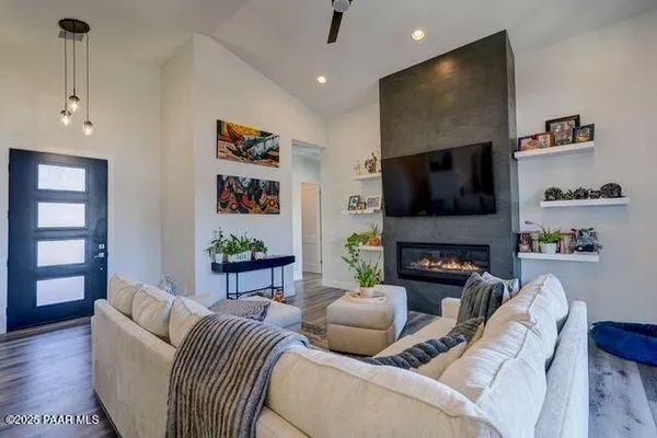 Property Slideshow image 3 of 39 | 4810 w three forks rd, Prescott, AZ, 86305