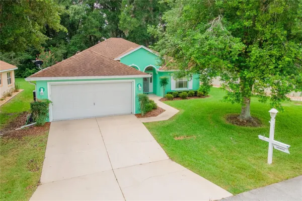 Property Slideshow image 3 of 50 | 10971 sw 69th cir, Ocala, FL, 34476