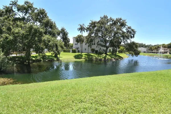 Property Slideshow image 2 of 30 | 946 virginia st apt 102, Dunedin, FL, 34698
