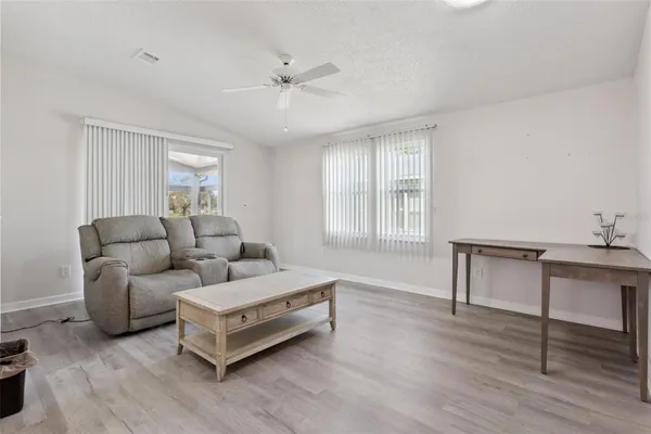 Property Slideshow image 3 of 20 | 1612 e schwartz blvd, Lady Lake, FL, 32159