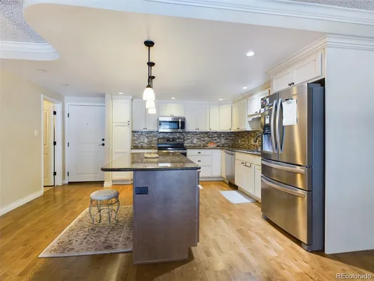 Property Slideshow image 3 of 18 | 14000 e linvale pl apt 110, Aurora, CO, 80014