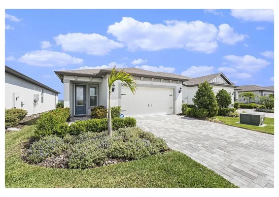 Property Slideshow image 3 of 35 | 10418 spring tide way, Parrish, FL, 34219