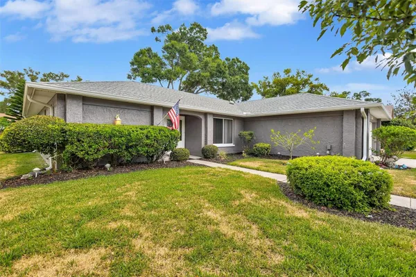 Property Slideshow image 3 of 95 | 1743 macdonnell dr, Palm Harbor, FL, 34684