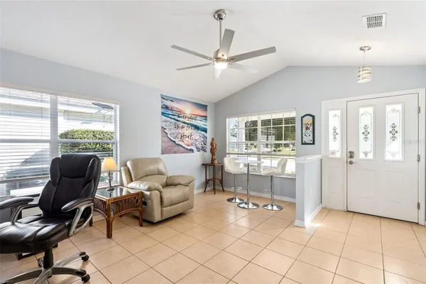 Property Slideshow image 2 of 45 | 25205 cranes roost cir, Leesburg, FL, 34748