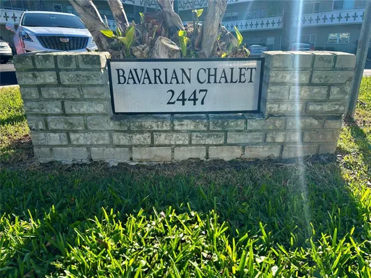 Property Slideshow image 2 of 45 | 2447 ecuadorian way 37, Clearwater, FL, 33763