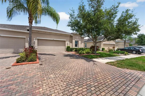 Property Slideshow image 3 of 94 | 642 chipper dr, Sun City Center, FL, 33573