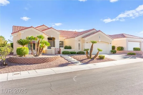 Property Slideshow image 2 of 99 | 3004 darby falls dr, Las Vegas, NV, 89134