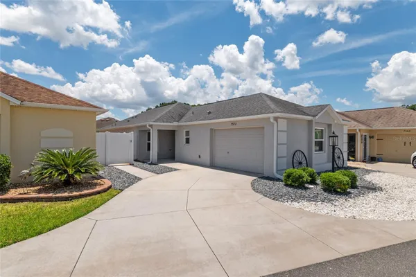 Property Slideshow image 2 of 58 | 7372 se 168th mitzi st, The Villages, FL, 32162