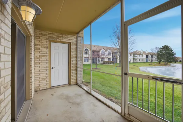 Property Slideshow image 3 of 19 | 6431 pine cone dr apt 2, Tinley Park, IL, 60477
